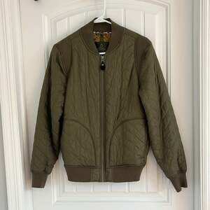 prAna Diva Varsity Bomber Jacket Olive Green Quilted Sherpa Lined Small
